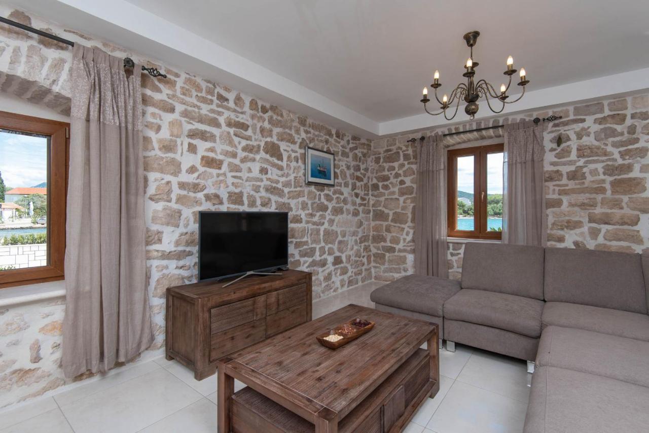 Villa Loviste Paradise מראה חיצוני תמונה