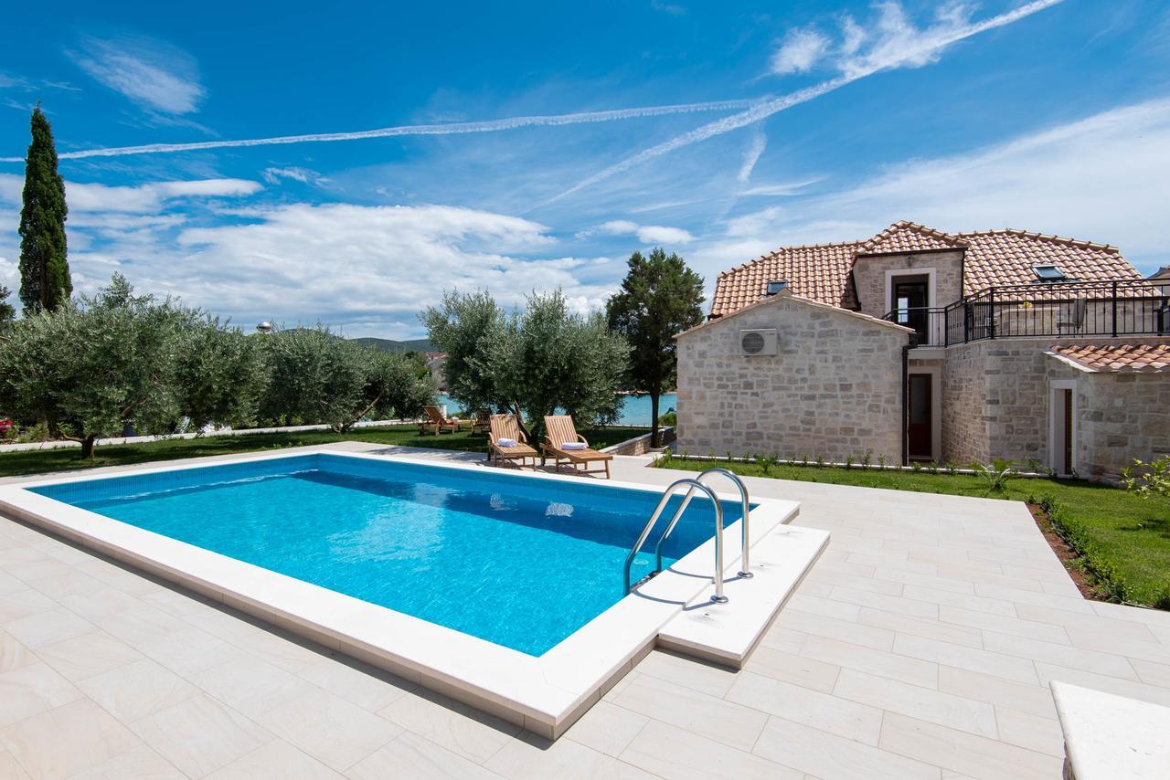 Villa Loviste Paradise מראה חיצוני תמונה
