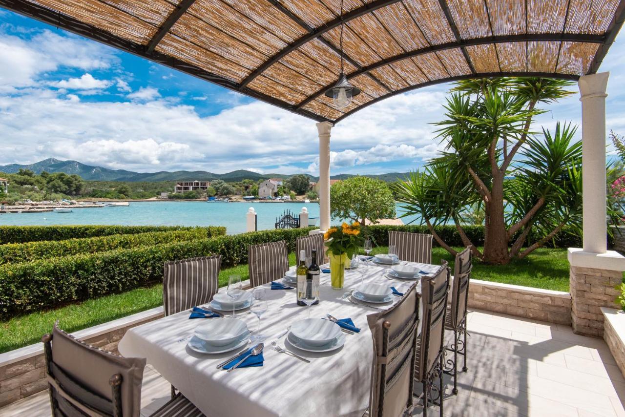 Villa Loviste Paradise מראה חיצוני תמונה