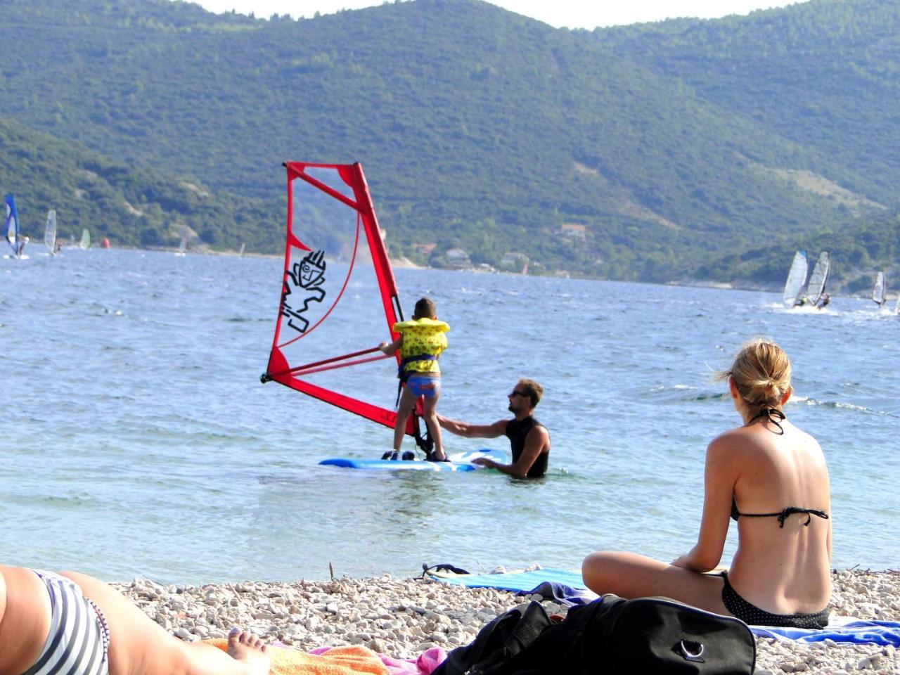 Villa Loviste Paradise מראה חיצוני תמונה